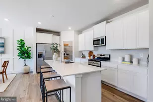 10319 Yosemite St, White Plains, MD 20695 - Photo 4