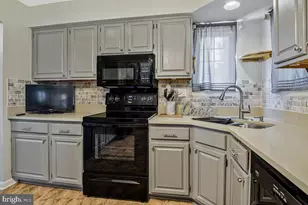 6403 Fisher Ct, Waldorf, MD 20603 - Photo 16
