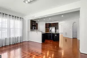 10185 Warfield St, White Plains, MD 20695 - Photo 6
