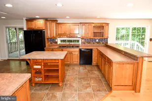 8870 Brook Dr, Waldorf, MD 20603 - Photo 16
