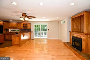 8870 Brook Dr, Waldorf, MD 20603 - Photo 18