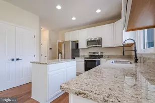 12438 Whisper Creek Ct, Charlotte Hall, MD 20622 - Photo 16