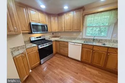4007 Brewster Lane, Waldorf, MD 20601 - Photo 2
