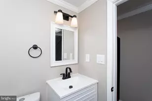 906 Washington Ave, La Plata, MD 20646 - Photo 32