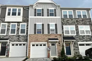10524 Cobbler Pl, White Plains, MD 20695 - Photo 2