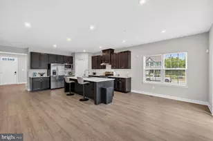 9210 Murdstone Ln, Waldorf, MD 20603 - Photo 2