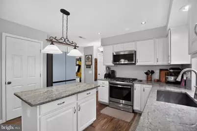 10490 Sagebrush Court, Waldorf, MD 20601 - Photo 8
