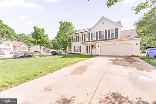 5802 Opaleye Ct, Waldorf, MD 20603 - Photo 2