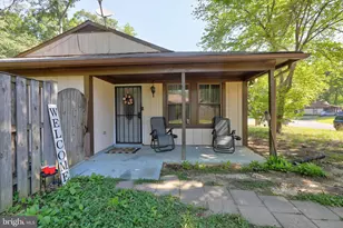3385 Justice Ct, Waldorf, MD 20602 - Photo 2