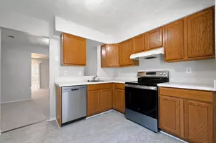 4160 Logteal Dr, Waldorf, MD 20603 - Photo 2