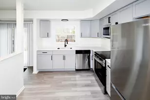 3705 Kempsford Field Pl, Waldorf, MD 20602 - Photo 6
