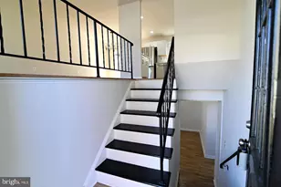 2124 Bell Tree Ln, Waldorf, MD 20601 - Photo 2
