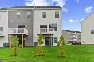 186 Soft Rush Ln, La Plata, MD 20646 - Photo 4