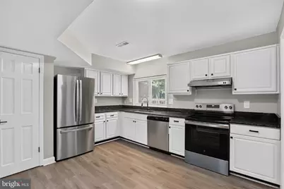 2421 York Court, Waldorf, MD 20602 - Photo 12