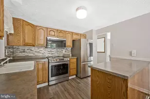 2300 Valley Oak Ct, Waldorf, MD 20601 - Photo 10