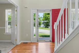 101 Powhatan Ct, La Plata, MD 20646 - Photo 4