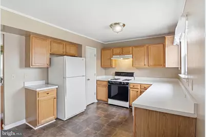 3869 Shiner Court, Waldorf, MD 20603 - Photo 12