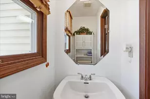 13301 Olde Oak Dr, Charlotte Hall, MD 20622 - Photo 16