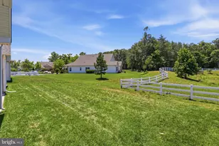 11253 Inwood Ln, White Plains, MD 20695 - Photo 36