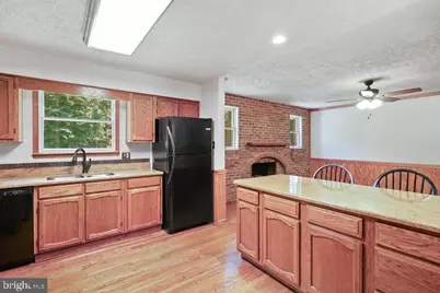 9655 Sharon Avenue, La Plata, MD 20646 - Photo 8