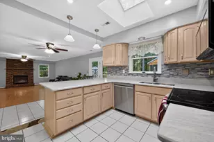 8835 Redbay Run, Bel Alton, MD 20611 - Photo 8