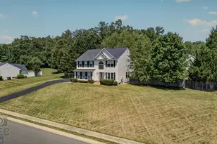 1034 Norfolk Dr, La Plata, MD 20646 - Photo 8