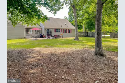 207 Persimmon Court, La Plata, MD 20646 - Photo 2