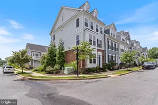 37 Mustang Dr, La Plata, MD 20646 - Photo 2