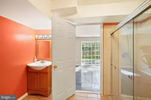4900 Webfoot Ct, Waldorf, MD 20601 - Photo 32