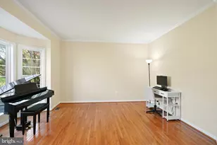 4900 Webfoot Ct, Waldorf, MD 20601 - Photo 16