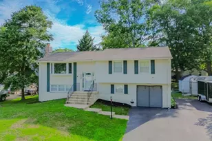 2308 Pinefield Rd, Waldorf, MD 20601 - Photo 2