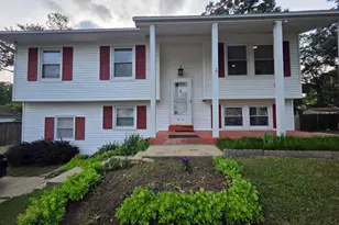 910 McIver Dr, Waldorf, MD 20602 - Photo 2