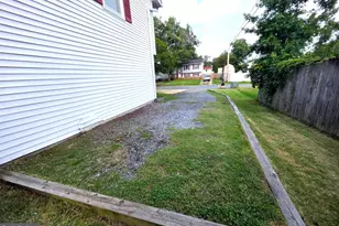 910 McIver Dr, Waldorf, MD 20602 - Photo 16