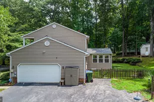 8212 7 Pines Ln, Waldorf, MD 20603 - Photo 32