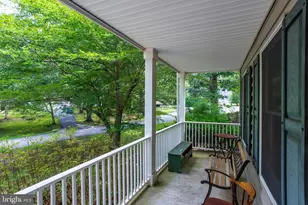 8212 7 Pines Ln, Waldorf, MD 20603 - Photo 36