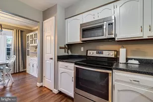 231 Heather Ct, La Plata, MD 20646 - Photo 12