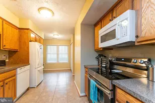 6006 Bobcat Ct, Waldorf, MD 20603 - Photo 12