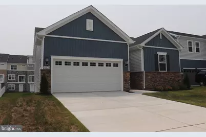 10728 Millport St, White Plains, MD 20695 - Photo 2