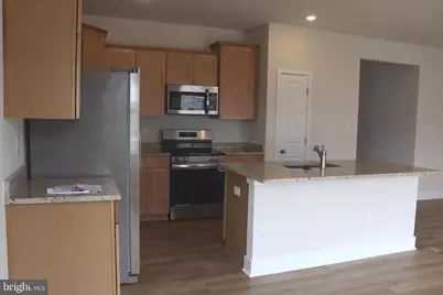 10728 Millport St, White Plains, MD 20695 - Photo 6
