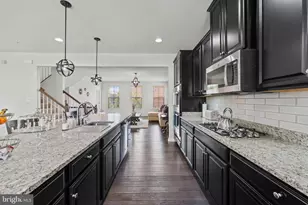 3700 Marlborough Pl, Waldorf, MD 20603 - Photo 18