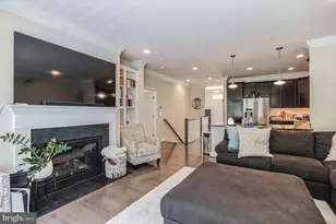 392 Buckeye Cir, La Plata, MD 20646 - Photo 10
