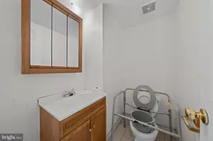 11207 Barnswallow Pl, Waldorf, MD 20603 - Photo 6