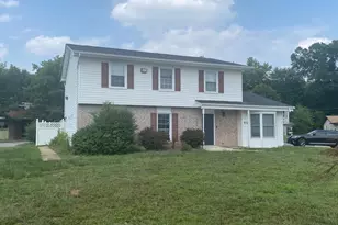 956 Chandler Ct, Waldorf, MD 20602 - Photo 1