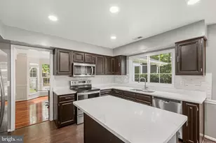2985 Marsh Hawk Dr, Waldorf, MD 20603 - Photo 2