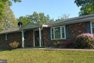 12381 Grosstown Rd, Hughesville, MD 20637 - Photo 2