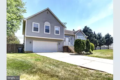10389 Chamberlin Court E, Waldorf, MD 20601 - Photo 1