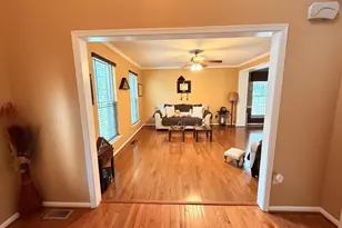 2148 Cedar Tree Ln, Waldorf, MD 20601 - Photo 12