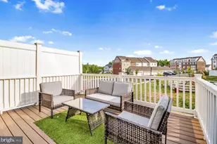11687 Emily Dickinson Pl, White Plains, MD 20695 - Photo 14
