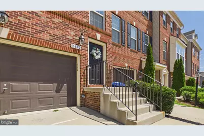11482 Stockport Place, White Plains, MD 20695 - Photo 2