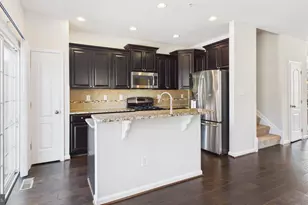11482 Stockport Pl, White Plains, MD 20695 - Photo 10